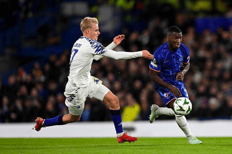 关于皇家社会迎英超关键赛，冲刺阶段再遭质疑，悬念犹存，训练强度明显提升的信息