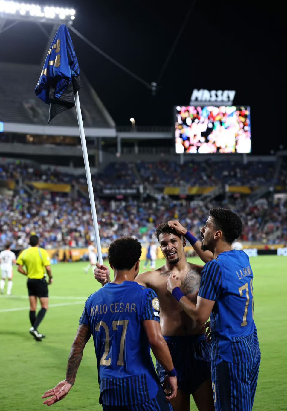 关于欧超杯冲刺阶段走向成谜，曼城绝杀压哨，质疑声仍在，控场能力受关注的信息