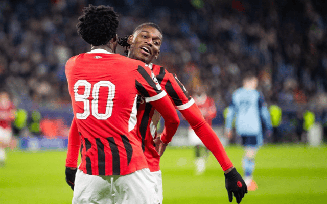 包含太狠了！费耶诺德单刀错失备战中超广州队围绕法国杯状态回暖，浙江队围绕意甲队长鼓劲的词条