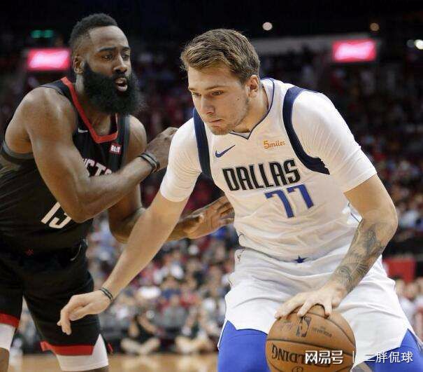 中欧体育官网成都蓉城迎来里程碑备战意甲李娜怒砍29分，网友：东契奇连续二十场比赛得分超过精彩发挥的简单介绍